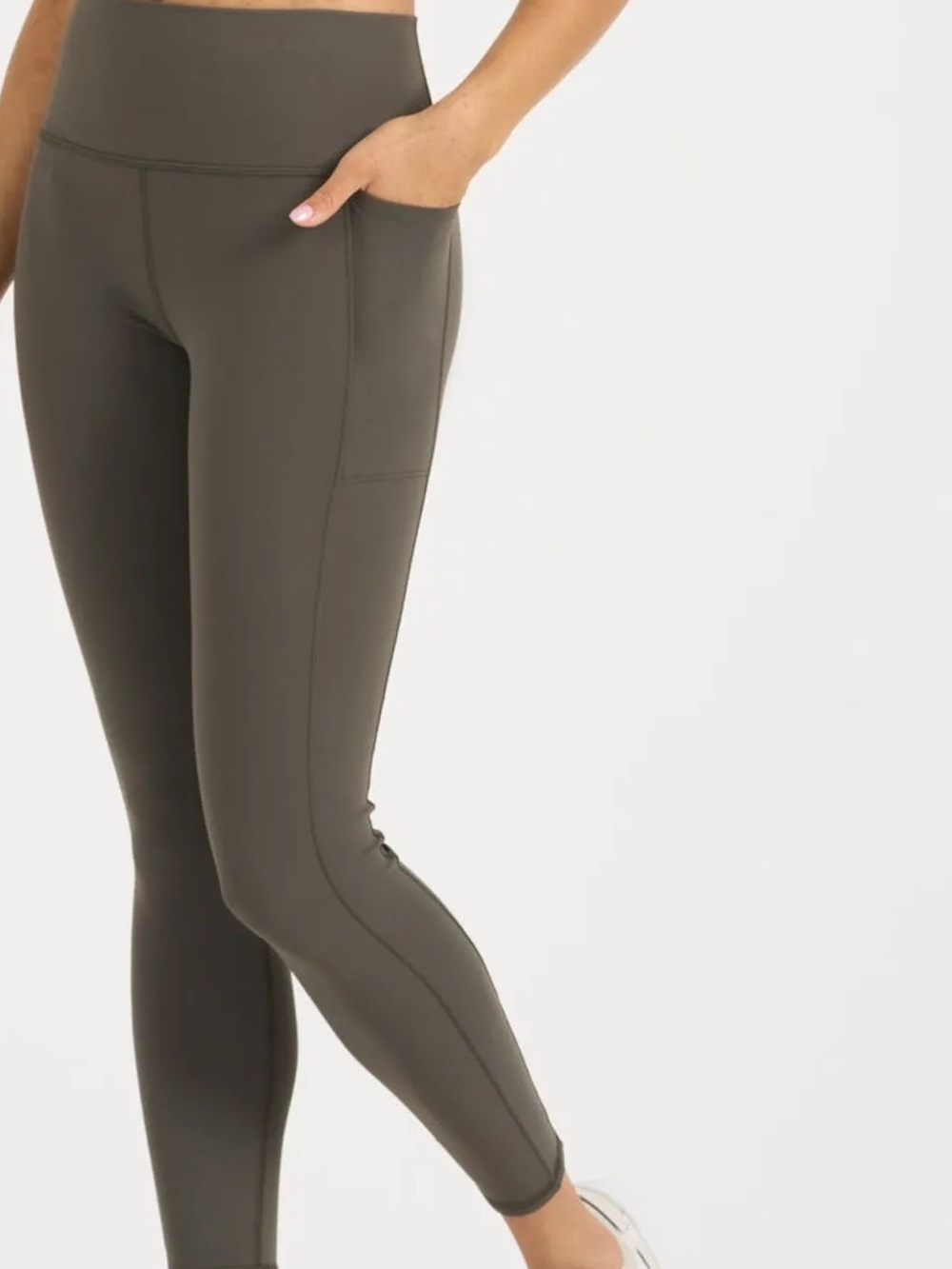 Vuori Studio Pocket Legging Women’s Pants Olive Oregano Small Long